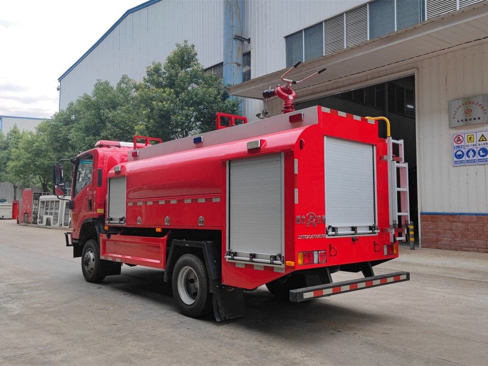 慶鈴水罐消防車(4.5噸)圖片